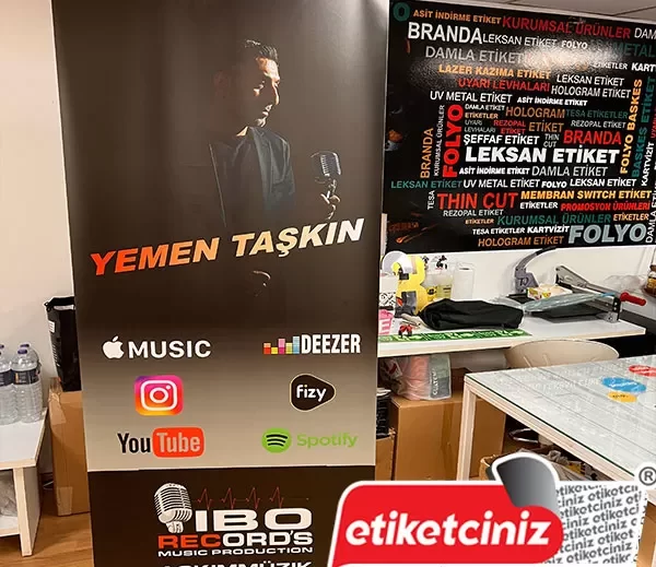 etiketciniz-roll-up-1