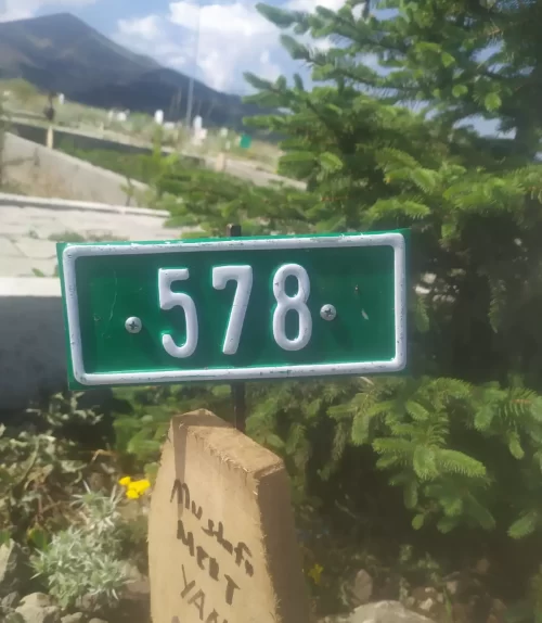 mezarlık-levhalari-6